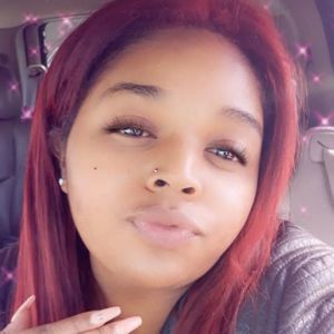 Meet your Posher, Ebony